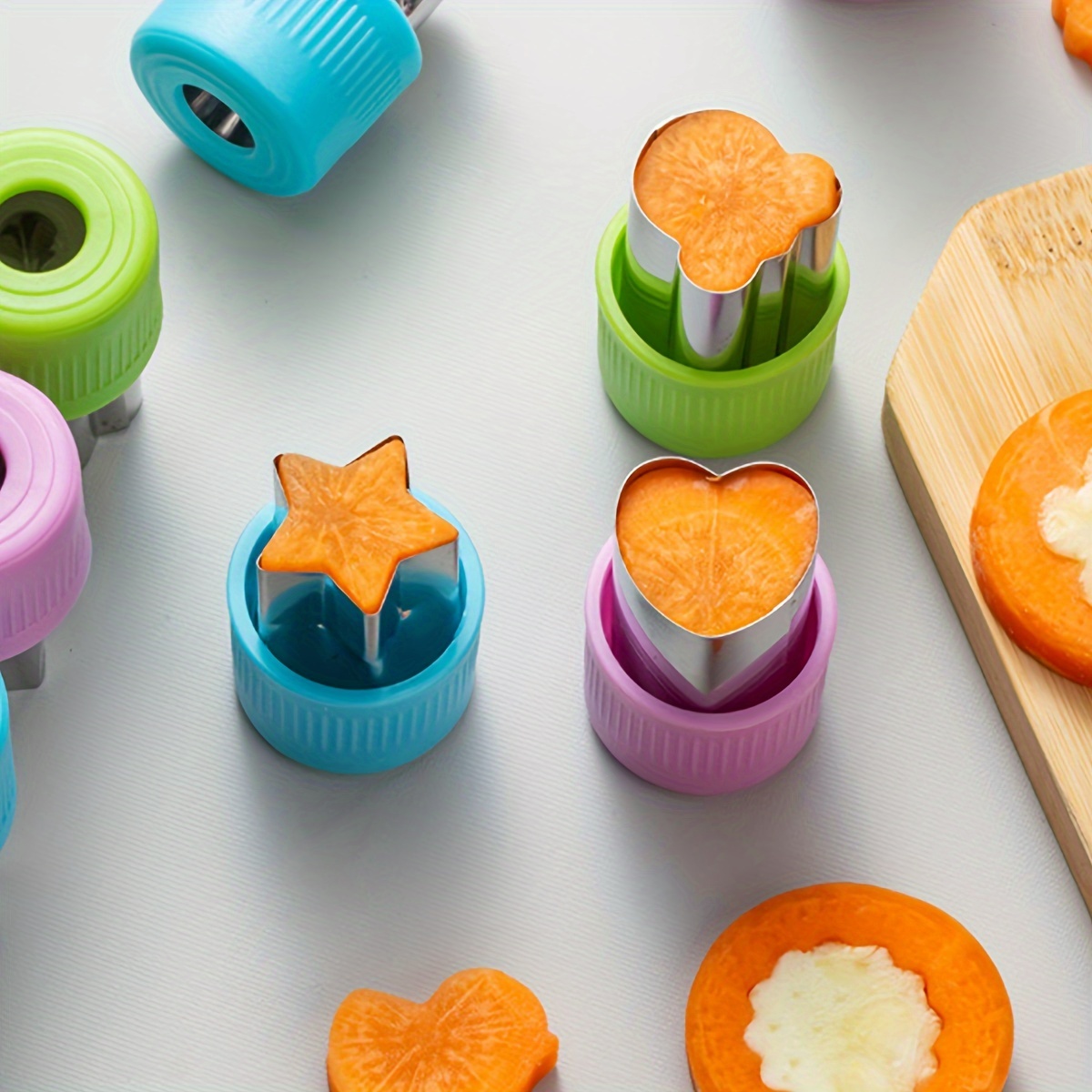 Kitchen Gadgets Pakistan - Star Heart Shape Vegetables Cutter Plastic