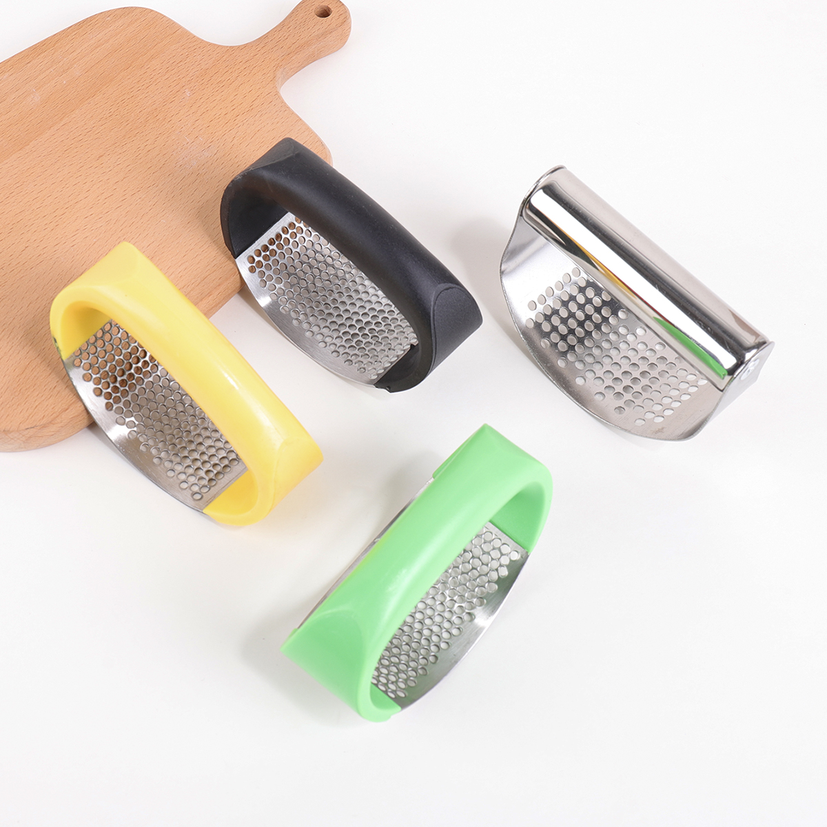 Stainless Steel Garlic Press - - مراجعة Kitchen Gadgets Pakistan وسعره